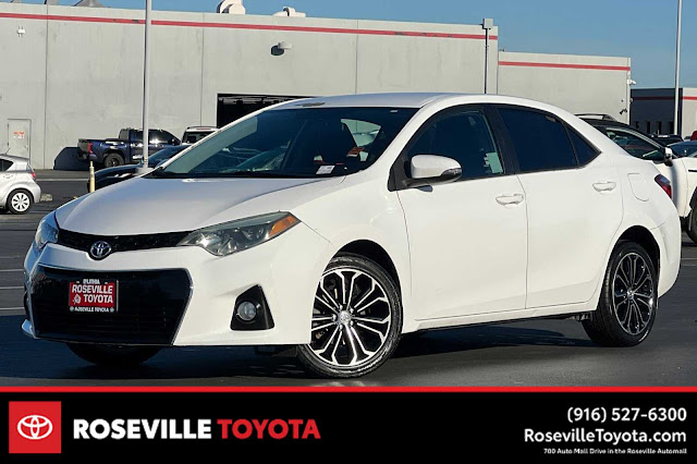 2015 Toyota Corolla S Plus