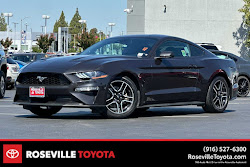 2022 Ford Mustang EcoBoost