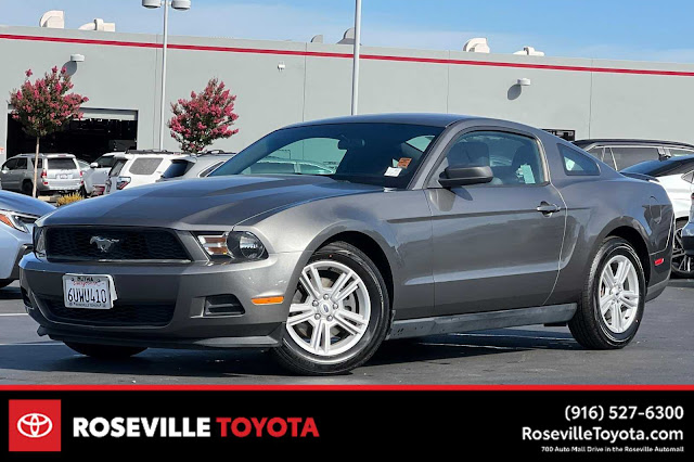 2012 Ford Mustang V6