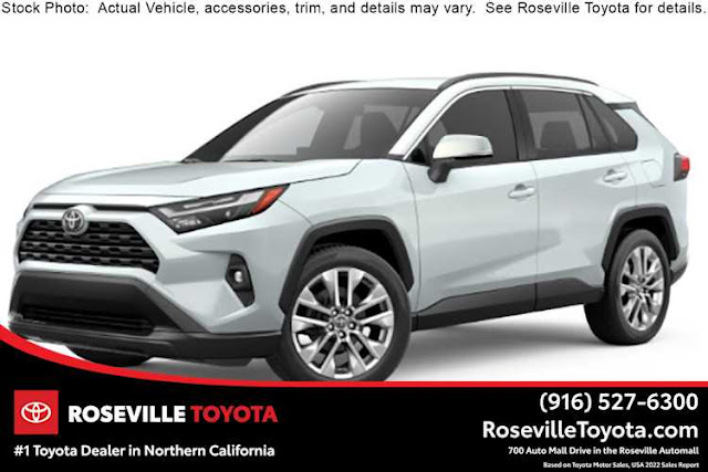 2025 Toyota RAV4 XLE Premium