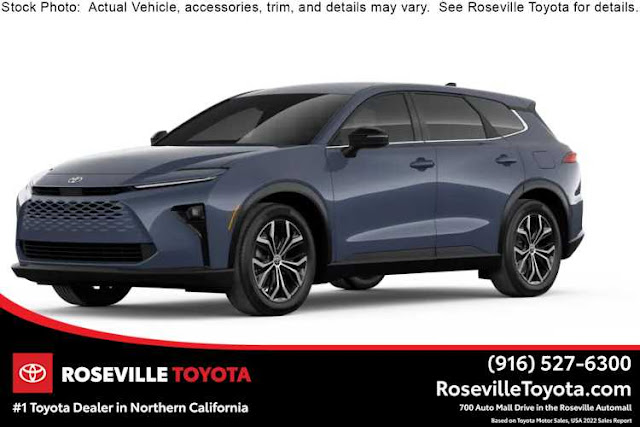 2025 Toyota Crown Signia XLE