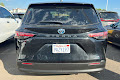 2022 Toyota Sienna LE