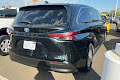 2022 Toyota Sienna LE