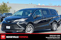2022 Toyota Sienna LE