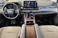 2022 Toyota Sienna LE