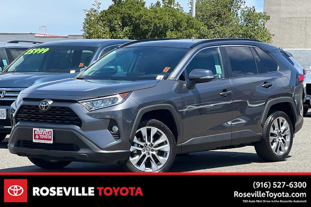 2021 Toyota RAV4 XLE Premium