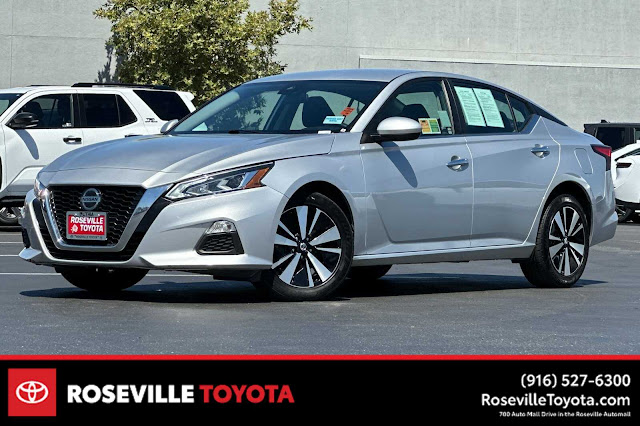 2022 Nissan Altima 2.5 SV