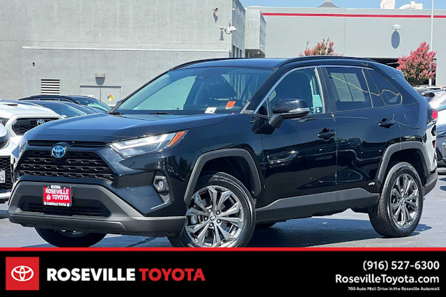 2022 Toyota RAV4 Hybrid XLE Premium
