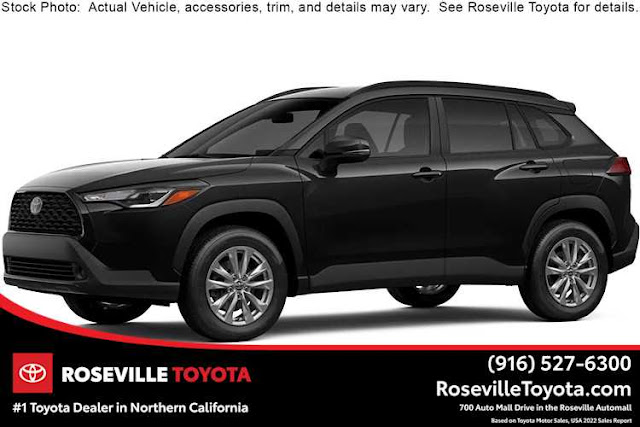 2025 Toyota Corolla Cross LE