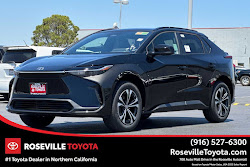 2025 Toyota bZ4X XLE