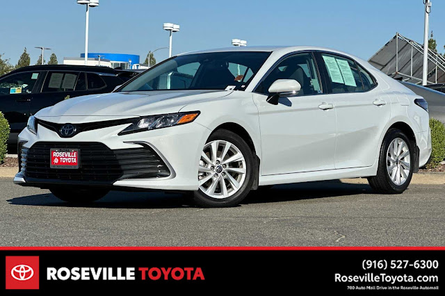 2024 Toyota Camry LE