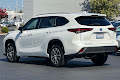 2020 Toyota Highlander Hybrid XLE