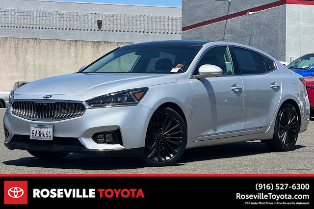2017 Kia Cadenza Limited