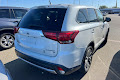 2016 Mitsubishi Outlander SE