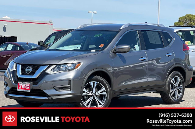 2020 Nissan Rogue SV