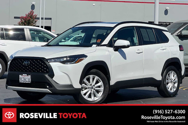 2022 Toyota Corolla Cross LE
