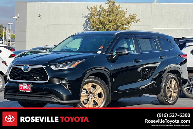 2023 Toyota Highlander Hybrid Bronze Edition