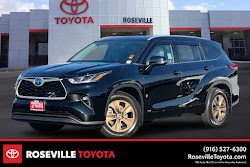 2023 Toyota Highlander Hybrid Bronze Edition