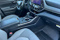 2023 Toyota Highlander Hybrid Bronze Edition