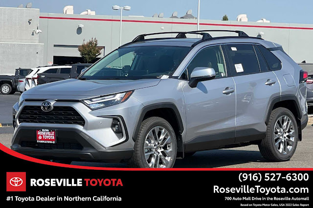 2025 Toyota RAV4 XLE Premium