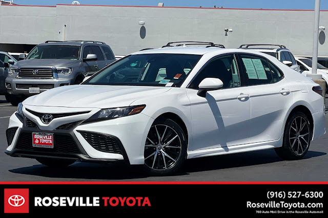 2021 Toyota Camry SE