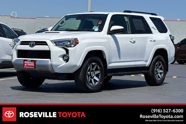 2024 Toyota 4Runner TRD Off Road