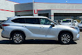 2020 Toyota Highlander Hybrid XLE