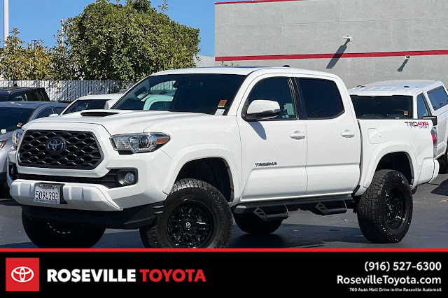 2020 Toyota Tacoma 4WD TRD Sport4WD SR5 Double Cab 5' Bed V6 AT