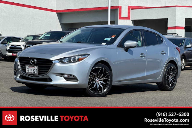 2018 Mazda Mazda3 4-Door Touring