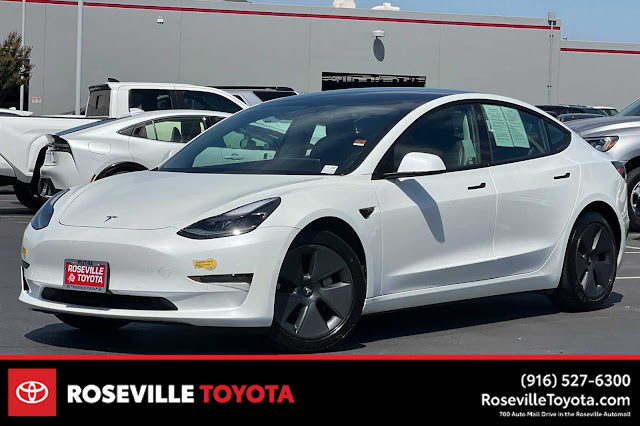 2021 Tesla Model 3 Standard Range Plus