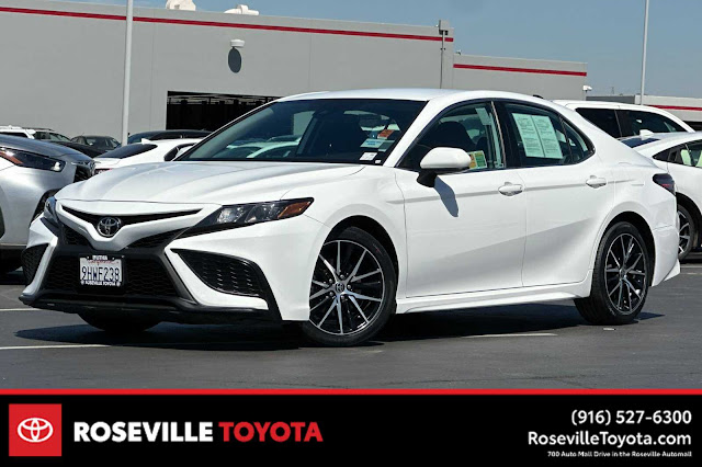 2021 Toyota Camry SE