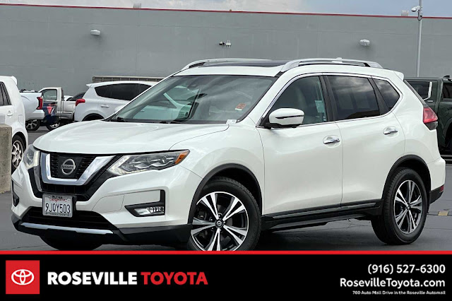 2017 Nissan Rogue SL