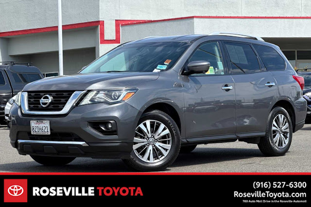 2019 Nissan Pathfinder SL