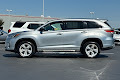 2019 Toyota Highlander Limited Platinum
