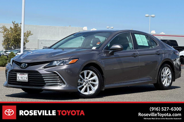 2024 Toyota Camry LE