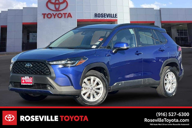 2022 Toyota Corolla Cross LE