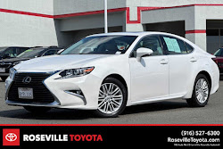 2017 Lexus ES 