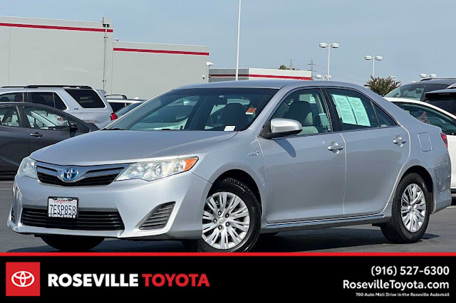2014 Toyota Camry Hybrid LE