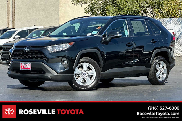 2021 Toyota RAV4 XLE