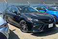 2022 Toyota Camry Hybrid SE