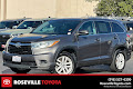 2016 Toyota Highlander LE
