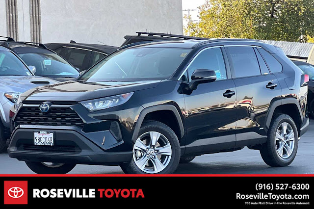 2022 Toyota RAV4 Hybrid LE