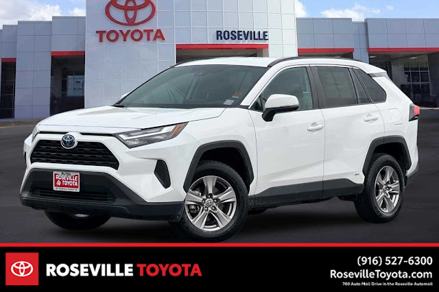 2024 Toyota RAV4 Hybrid XLE
