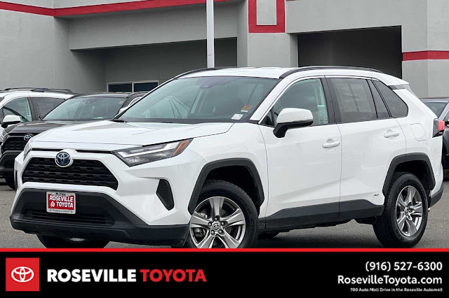 2024 Toyota RAV4 Hybrid XLE