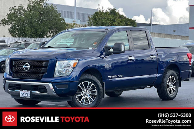 2020 Nissan Titan SV