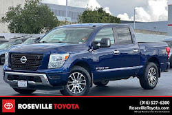 2020 Nissan Titan SV