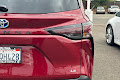 2025 Toyota Sienna LE