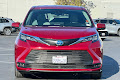 2025 Toyota Sienna LE