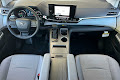 2025 Toyota Sienna LE