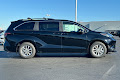 2025 Toyota Sienna LE